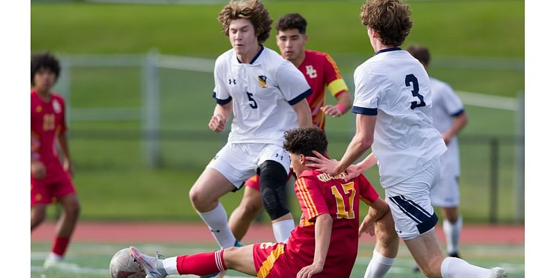 Late goal helps No. 5 Ramsey boys soccer keep unbeaten streak alive in tie with Glen Rock