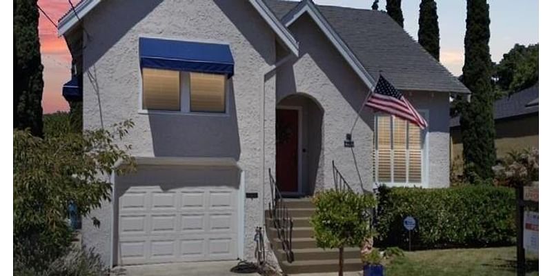 3 Bedroom Home in Vallejo - $3,100