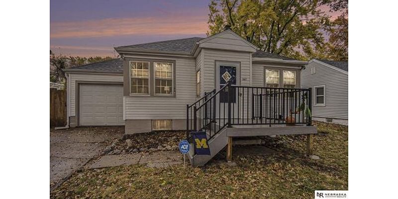 2 Bedroom Home in Omaha - $220,000