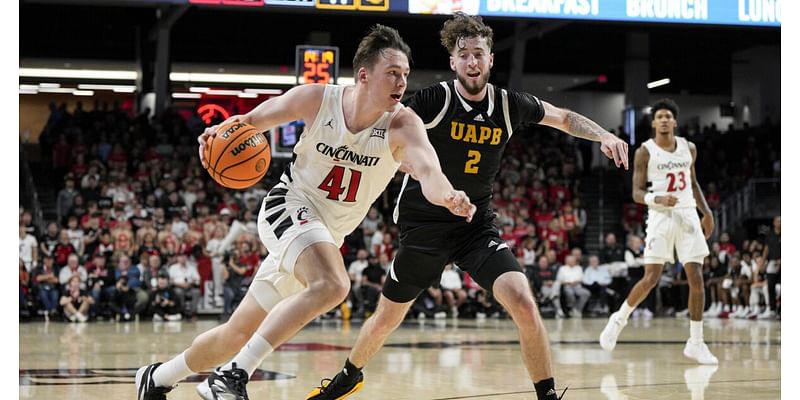 Simas Lukosius scores 20 as No. 20 Cincinnati beats Arkansas-Pine Bluff 109-54