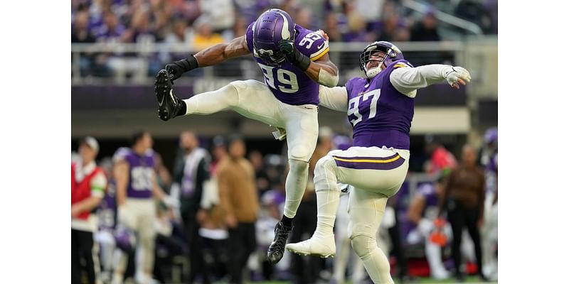 Vikings aim for 3rd straight season sweep of Bears, who have lost 12 division games in a row