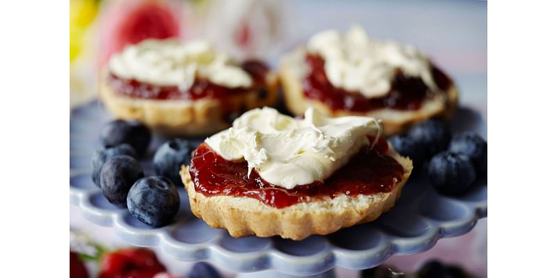 How to Eat Clotted Cream, According to Culinary Pros