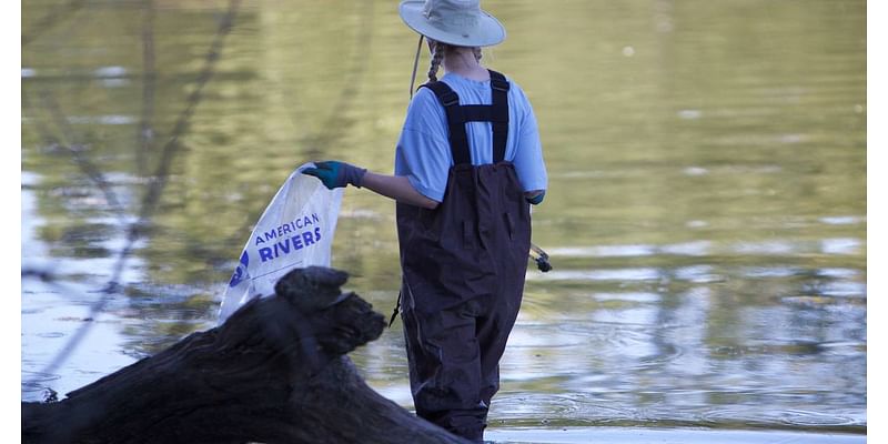 Volunteers in St. Charles continue Fox River’s resurgence from ecological disaster