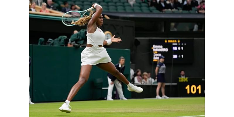 Coco Gauff can't get a new game plan at Wimbledon and loses to Emma Navarro