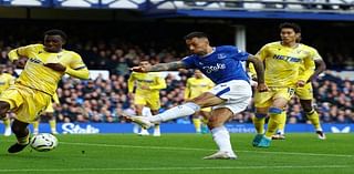 Dwight McNeil brace gives Everton their first win of the season thanks to comeback