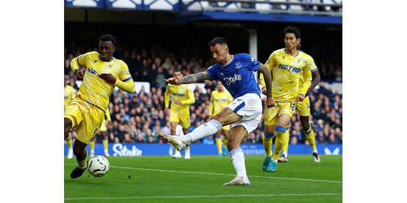 Dwight McNeil brace gives Everton their first win of the season thanks to comeback