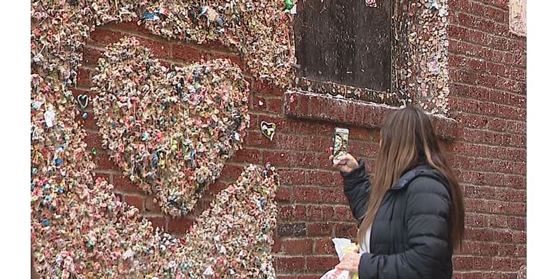 Pike Place Gum Wall gets 1st cleaning since 2019