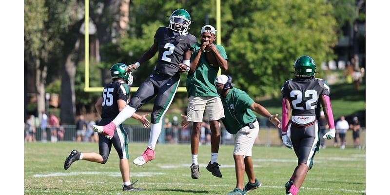 Teyion Oriental's return lifts Glenbard West past Hinsdale Central