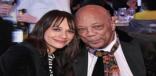 Rashida Jones pays tribute to late father Quincy Jones