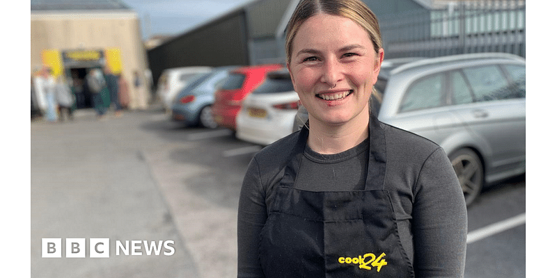 People's Kitchen: Cooks hope to change Wales' food relationship