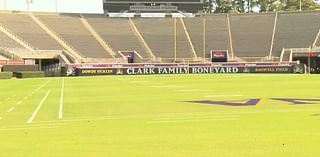 ECU Pirates take on Florida Atlantic Owls in midweek, Thursday night football game