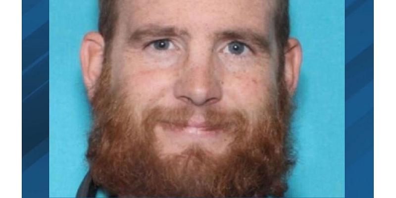 Manhunt after Texas police chief shot multiple times