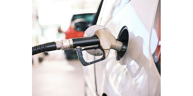 Gas prices fall again, now below $3 in 26 states