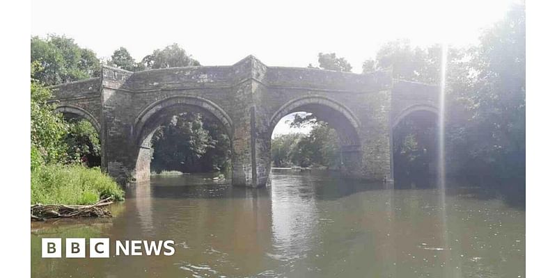 Devon bridges get steel protection against flood damage