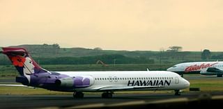 Flight attendants ‘were not prepared’ for battery fire on Hawaiian Flight 26, passenger says