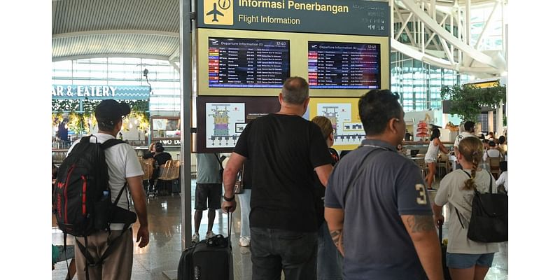 Indonesian Volcanic Eruption Causes Bali Flight Cancelations