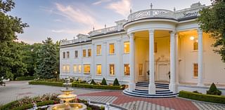 $23M White House replica mansion in California sells