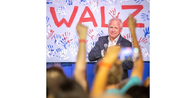 Tim Walz visits a Ukrainian bakery, rallies volunteers in Wausau campaign stop