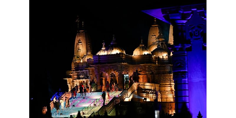 Chino Hills mandir celebrates Diwali, the Festival of Lights, with a spectacular show