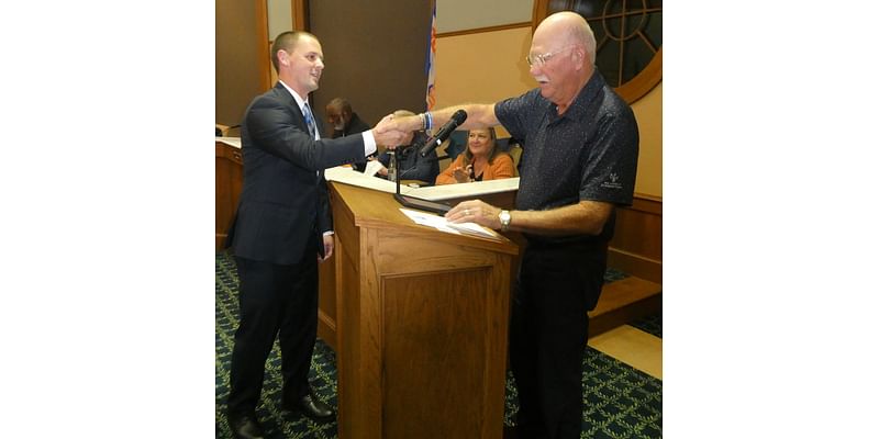 Orange council hires two part-time firefighters; Kostura to return as part-time police officer