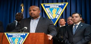 Newark public safety director resigns, mayor names police chief to replace him.