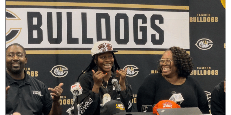 Everything Joyce Edwards said about committing to South Carolina