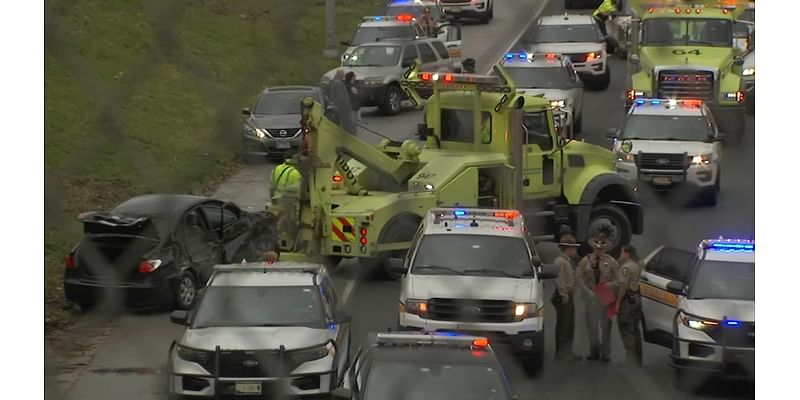 Suburban man charged after striking trooper on I-57 during Morgan Park traffic stop: ISP