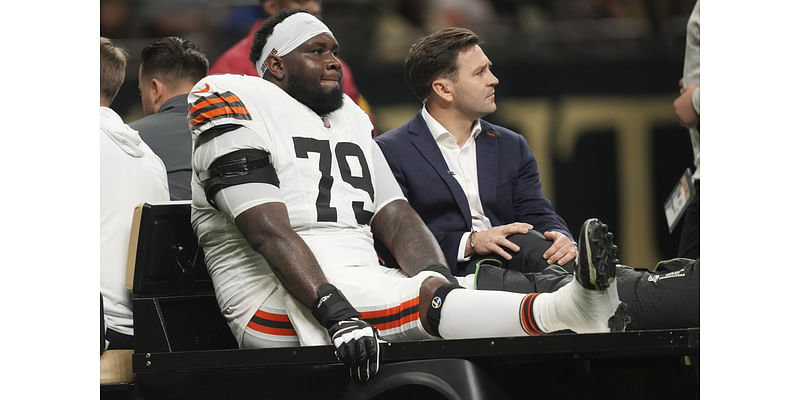 Browns LT Dawand Jones carted off with an ankle injury that will require season-ending surgery