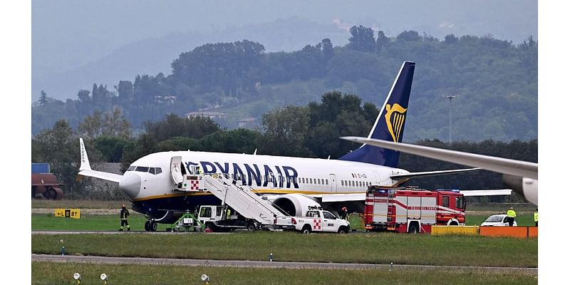 Ryanair plane's tyres EXPLODE during landing in Italy