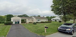 Single-family house sells for $275,000 in Easton