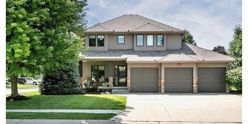 5 Bedroom Home in Omaha - $649,000