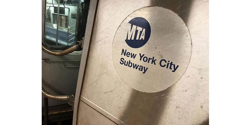 Man caught with machine gun trying to enter Bronx subway tunnel