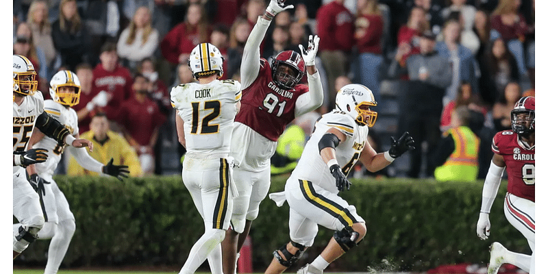 South Carolina football learns kick time, TV info for Missouri contest