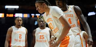 Sophomore wing Cam Carr added to Tennessee Basketball's injury list