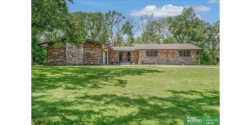 5 Bedroom Home in Omaha - $825,000