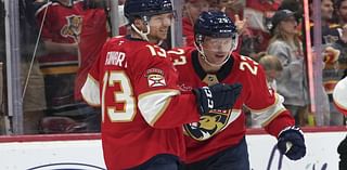 Panthers stay red-hot, roll past Predators 6-2 for 6th consecutive victory