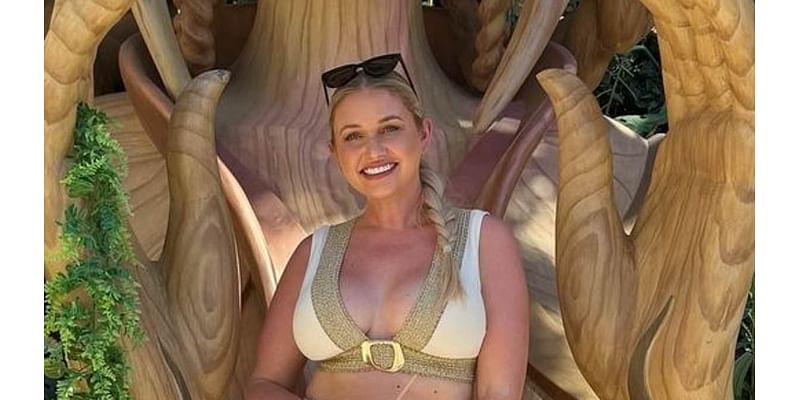 Amy Hart unwinds with husband Sam Rason in Las Vegas after jetting off for their honeymoon - as former Love Island star admits she's more content with her body than ever before