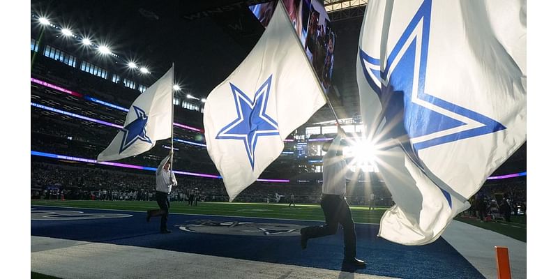 Let there be shade! | CeeDee Lamb co-signs curtains at AT&T Stadium