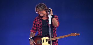 Keith Urban Swaps Lyric On Stage In Las Vegas, Kicks Off 'Euphoric' Chapter