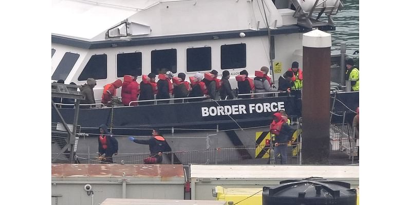 People smuggling gang behind 10,000 migrant Channel crossings convicted