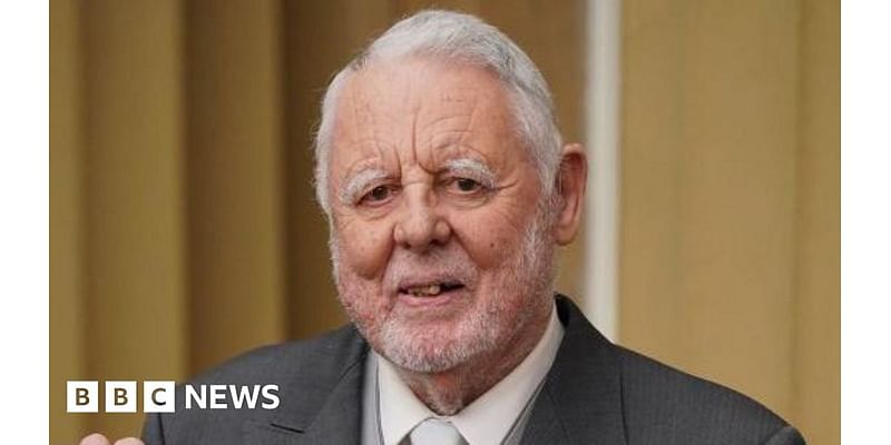 Sir Terry Waite encourages others to make positive changes