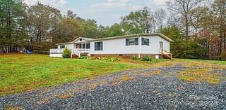 3 Bedroom Home in Hickory - $189,900