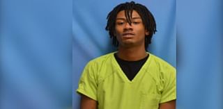 Arkansas teen arrested after drive-by shooting, police chase