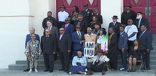 Civil rights leaders hold historic photo shoot in downtown Memphis