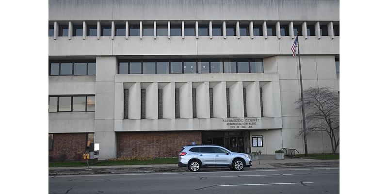 Kalamazoo County voters reelect Democrats to county clerk, treasurer seats