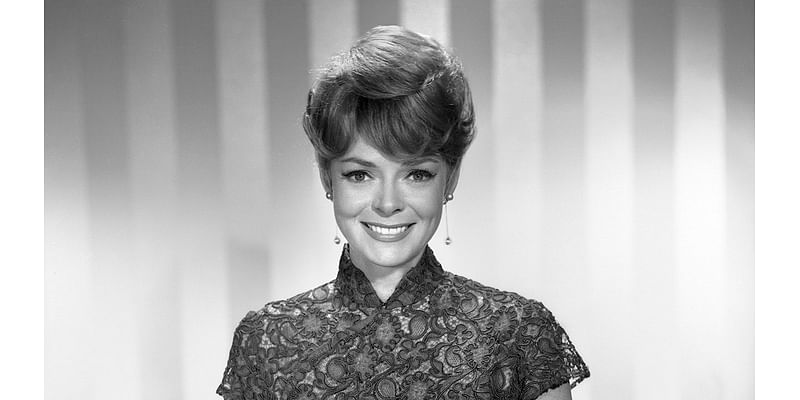 ‘Lost in Space’ mom June Lockhart admits to rebellious side beneath her squeaky-clean image