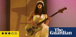 Khruangbin review – exquisite dreamy grooves get lost in the ether