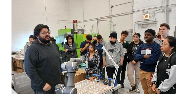 Manufacturing jobs in Chicago get a spotlight through a program for high school students