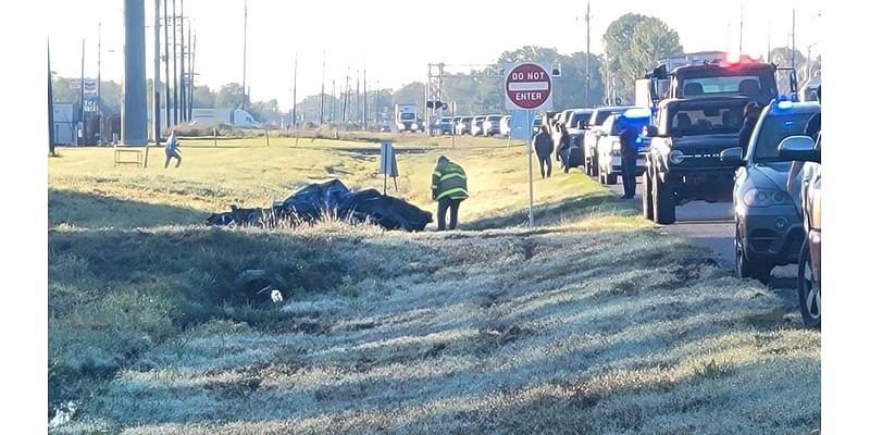 EBR coroner called to the scene of crash in Baton Rouge, officials say