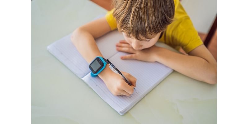 Why Schools Are Getting a Jump on Their Smartwatch Policies